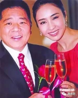 45岁黎姿公司上市，从TVB花旦到美女总裁