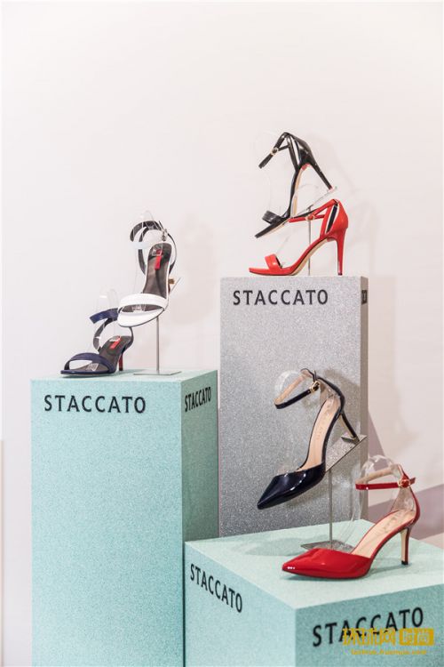 STACCATO 2017春夏新品预览 自信真我无处不T台