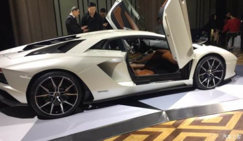 740马力 兰博基尼Aventador S国内亮相