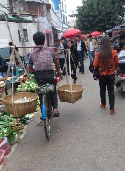 厉害了我的姐，这姿势也太溜了