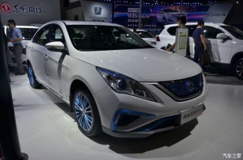 2016广州车展：东风风行新款景逸S50 EV