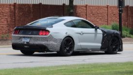 将运动发挥到极致 Mustang Shelby GT500谍照曝光